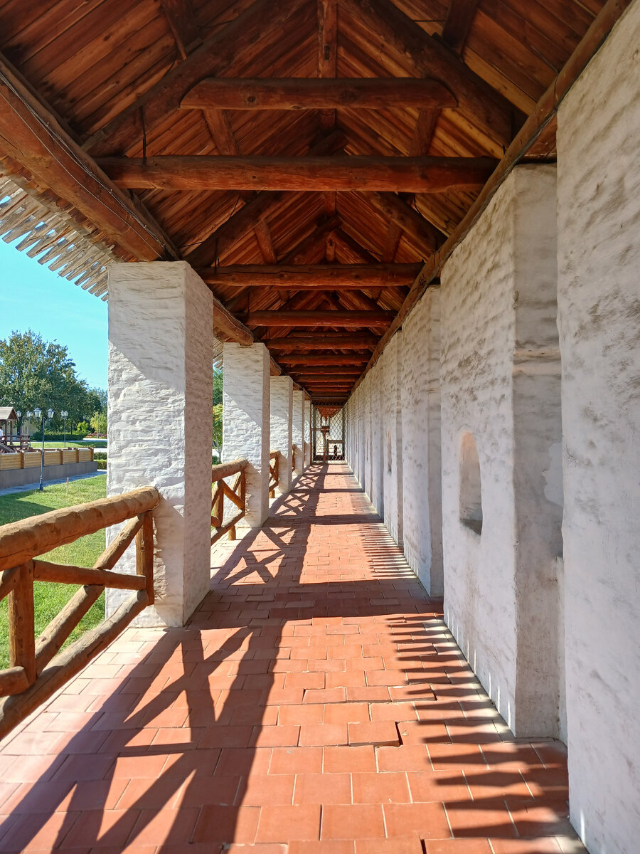 Переходы на стенах кремля