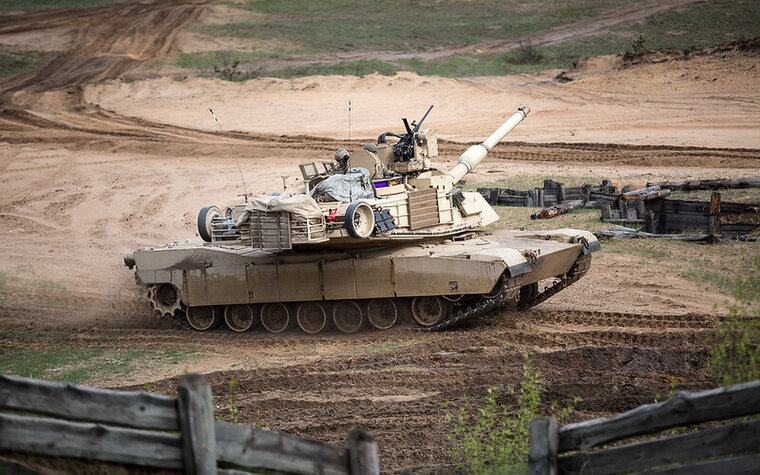    Константин Гаврилов заявил, что США могут отправить в Израиль танки Abrams