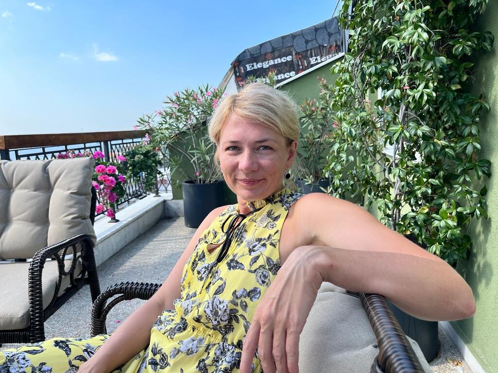 Алёнушка прошлым летом. Ещё не в Японии))