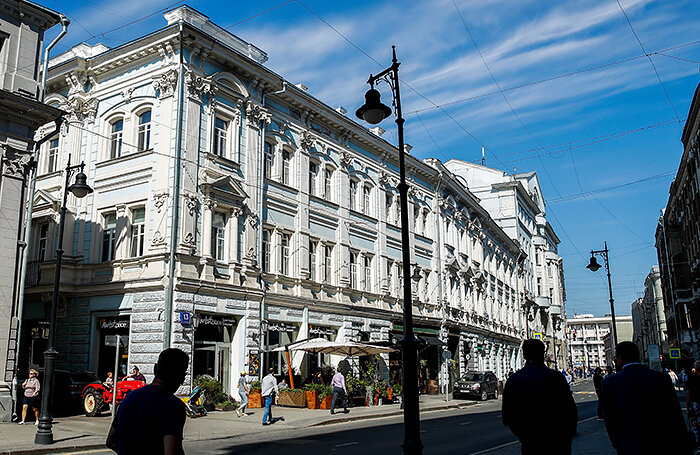    Здание бывшего доходного дома с магазинами С.В. Давыдовой — Х.Д. Спиридонова на Мясницкой улице. Объект культурного наследия в составе ансамбля «Доходное владение А.П. Нилуса — Х.Д. Спиридонова — С.В. Давыдовой».Артем Геодакян/ТАСС