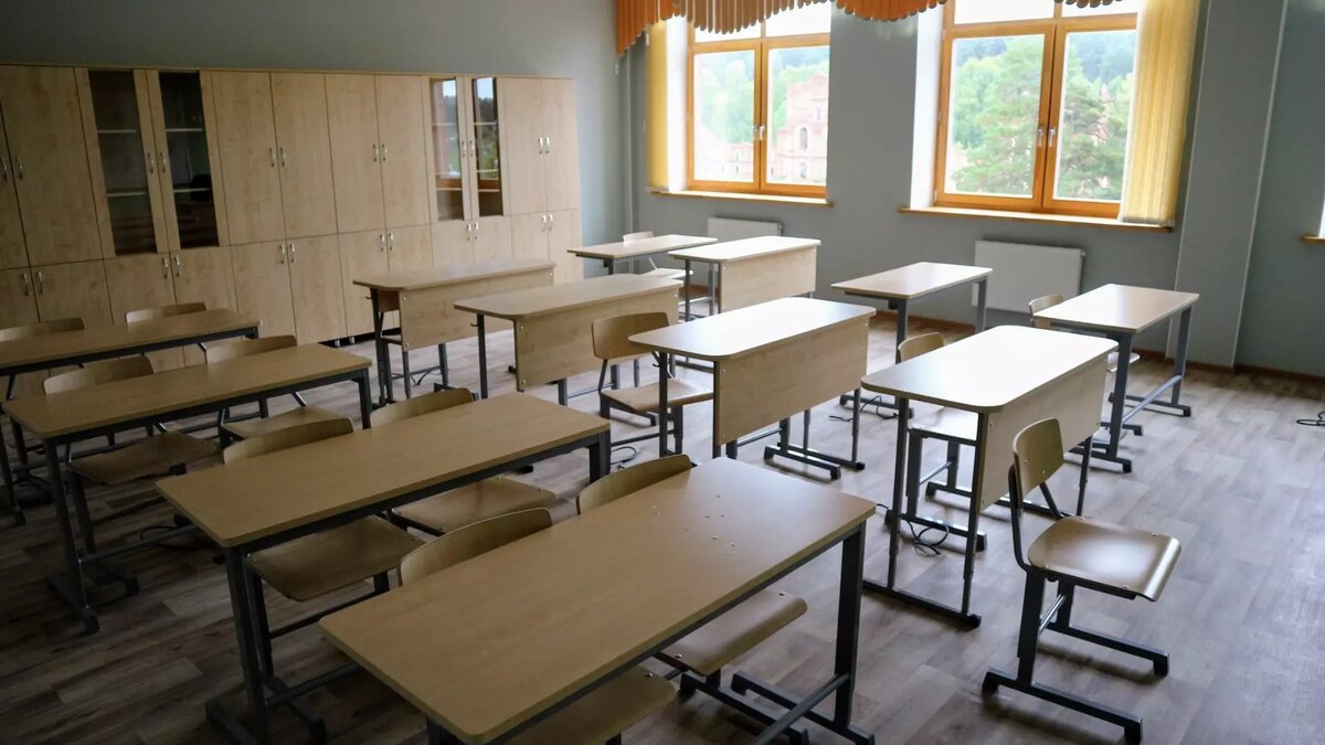     Город55 изучил отзывы об омских образовательных учреждениях в 2Gis и составил топ лучших школ.