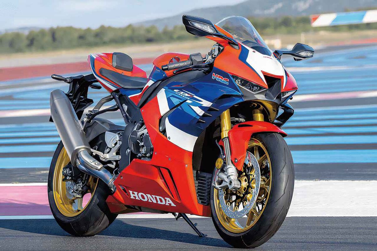 Honda cbr1000rr с пассажиром