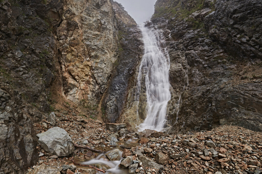 Водопад Шагацикомдон спрятался в каньоне и открывается, как только подойдёте близко