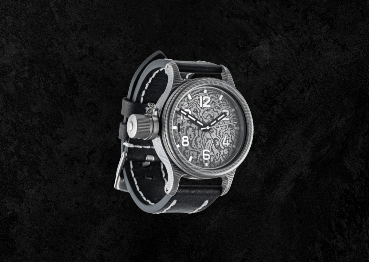 Часы из дамасской стали: и корпус, и циферблат