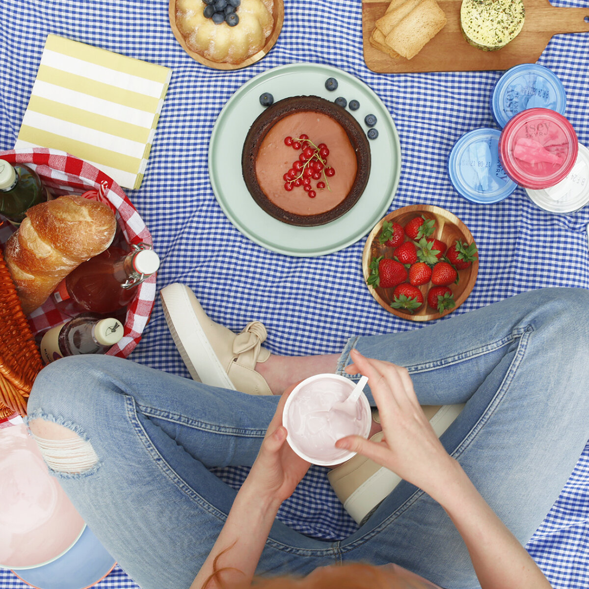 Скир из Исландии. Бренд ISEY SKYR. Много пользы в каждом стакане!