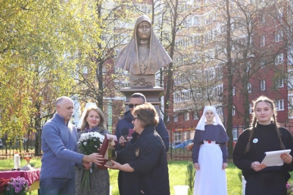    В Рязани установили бюст великой княгини Елисаветы Феодоровны