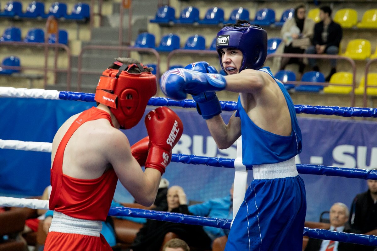 Чемпион России по боксу Станислав Благовещенск