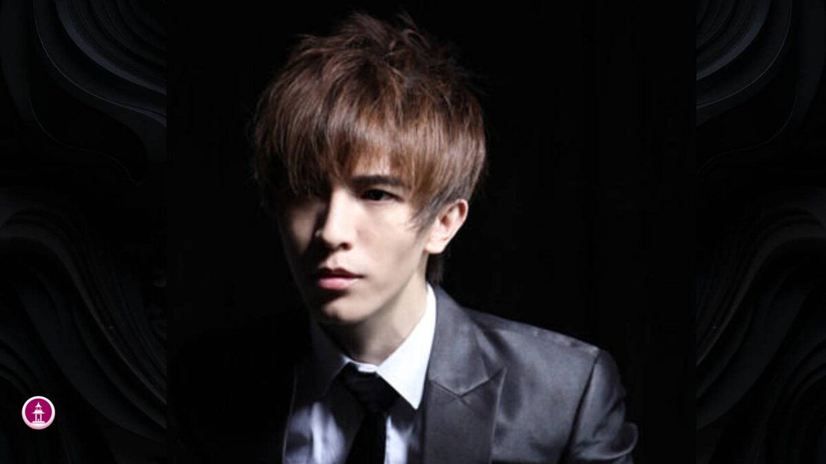 Го Цзин Мин (Guo Jing Ming / 郭敬明 / Эдвард Го / Edward Guo).