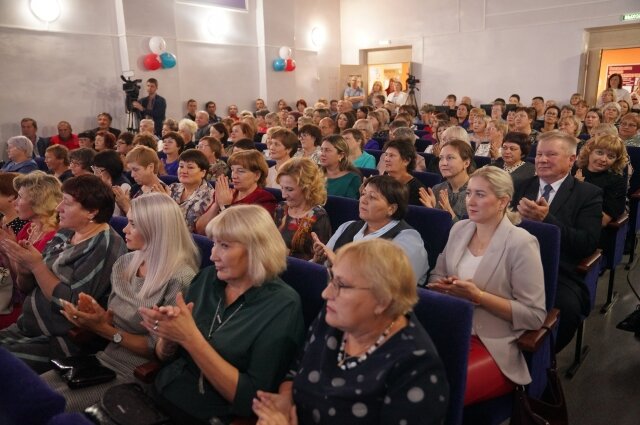    В зале собрались учителя из разных муниципалитетов. Фото: Законодательное собрание Иркутской области