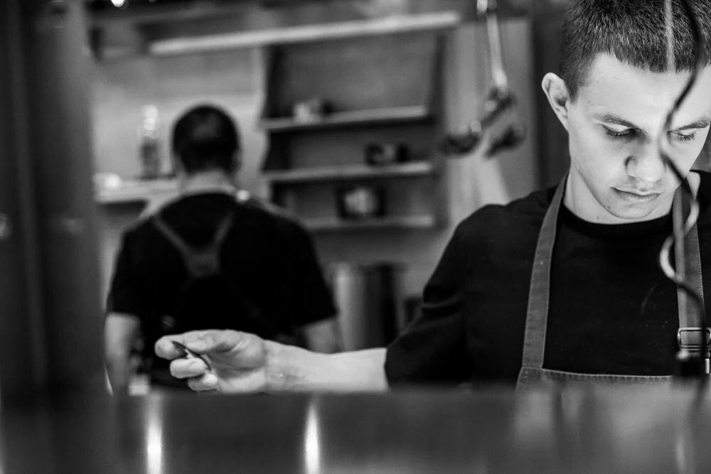 Фотопроект “Один день. Одна команда. Один ресторан”.