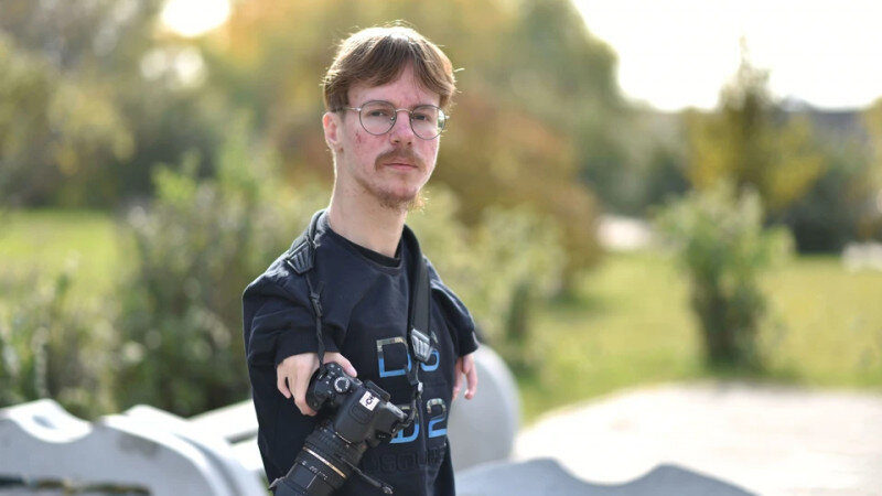     Вдохновляющие снимки: новосибирец с неразвитыми руками делает шикарные фото. Предоставлено "КП Новосибирск"