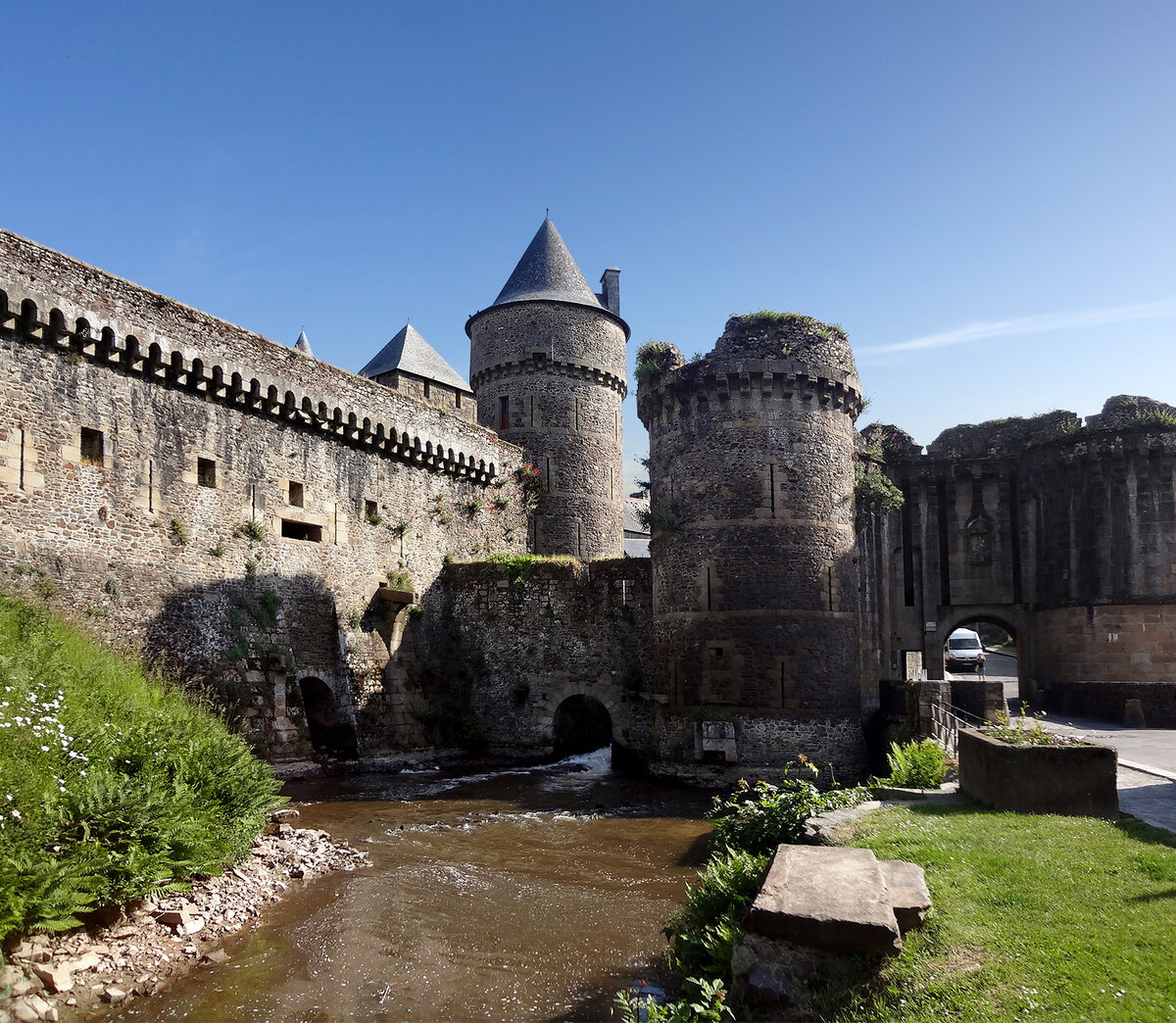 Замок Фужер (Fougères). Бретань. Франция.