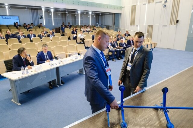    Как признаются молодые нефтепроводчики, все самое интересное начинается после представления доклада. Фото: АО «Транснефть-Прикамье»/ Пресс-служба АО «Транснефть-Прикамье»