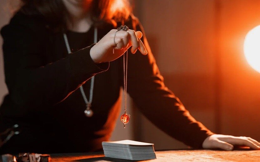    Гороскоп на день: 13 октября Львы получат материальную выгоду, Водолеи заключат важный контракт