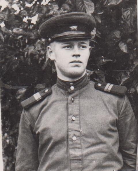    Владимир Баландин в сентябре 1943 года Елена Власова