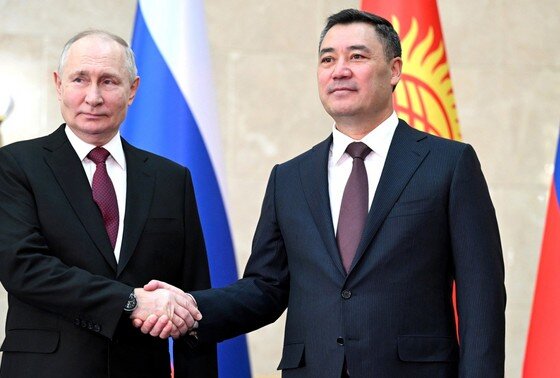    Владимир Путин и Садыр Жапаров