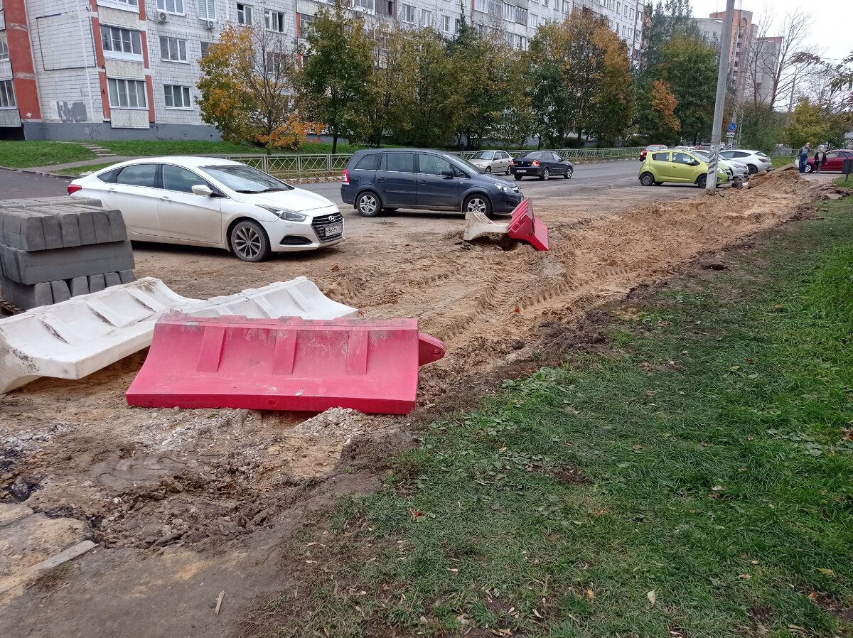 Обустройство новых остановок на ул. Калужская 