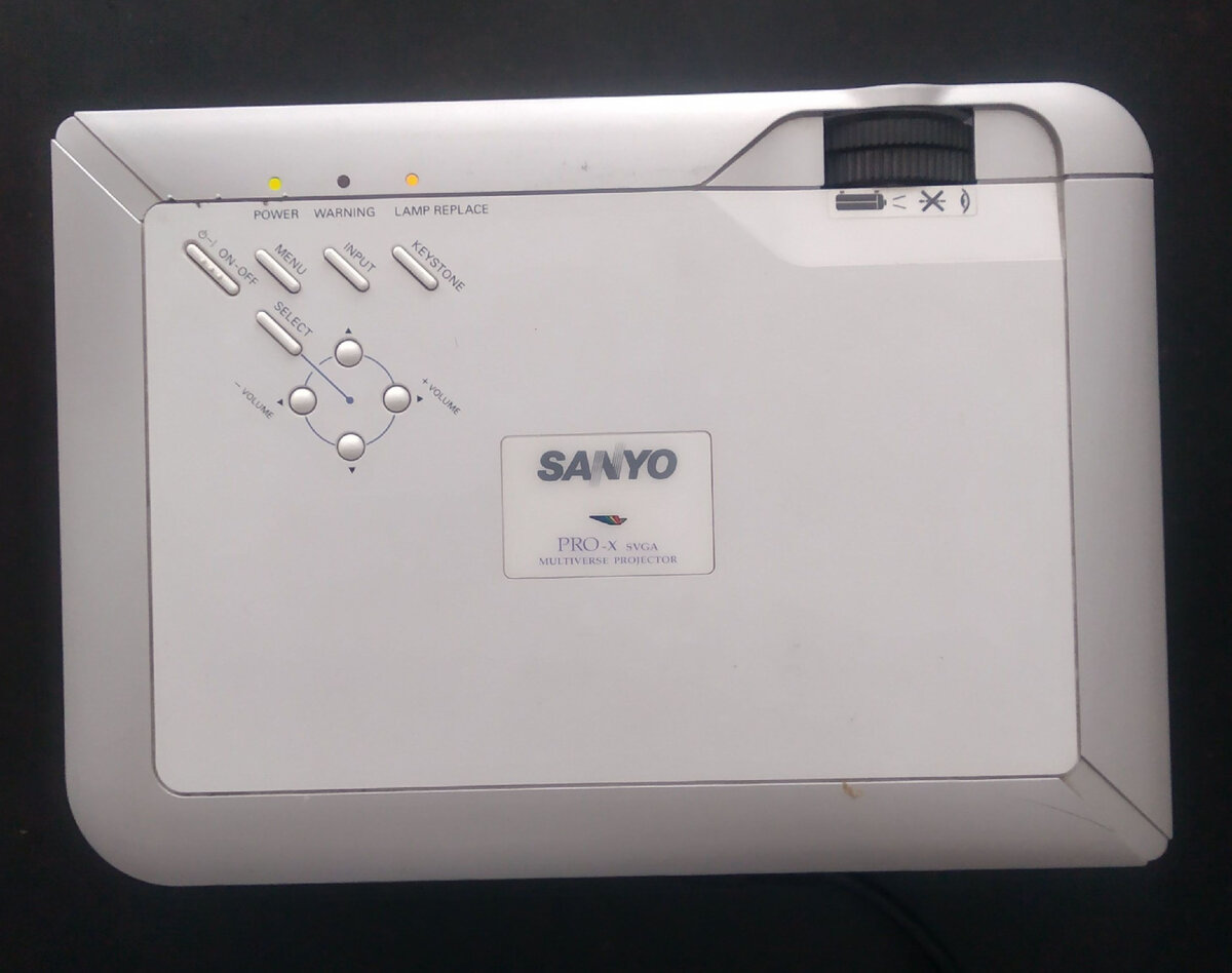 Проектор SANYO. Не работает лампа. На самом деле - другое,  микропереключатель снятой крышки лампы. | Будни (радио)инженера | Дзен