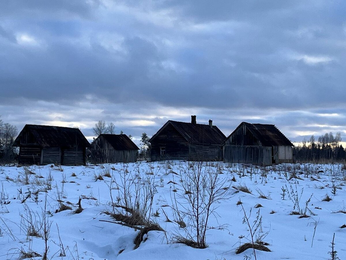 А вот и первый хутор.