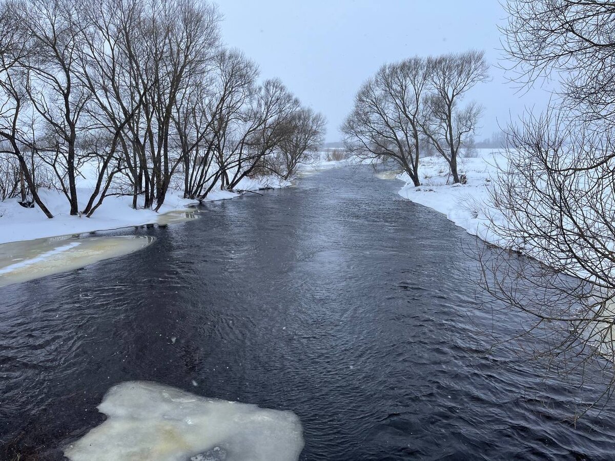 Открыл гараж в заброшенной деревне и офигел! | Заброшенная Прибалтика ...