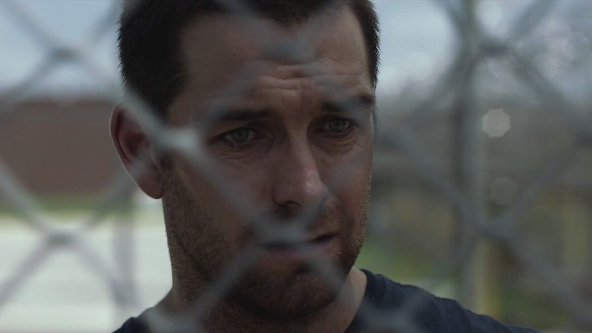 Банши трейлер. Banshee s01e07 (2013. Эндрю Ховард Банши.