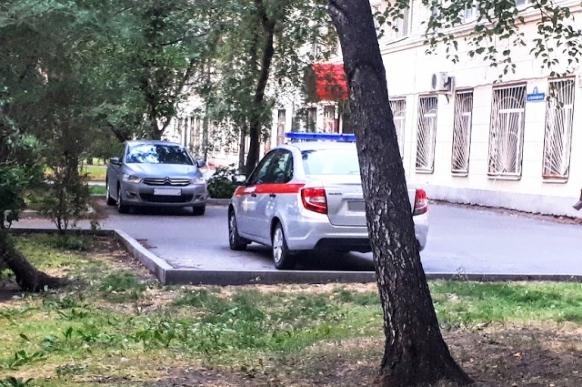    В Тюмени Росгвардия эвакуировала посетителей поликлиники № 5