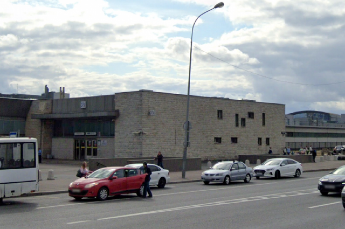    В районе станций метро «Купчино» и «Парнас» планируют строить автовокзалы