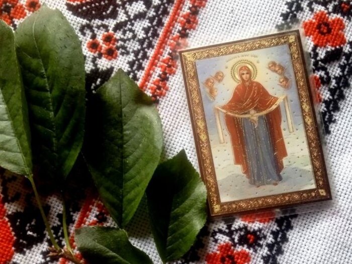 Покров – главное осеннее празднество, запреты которого стоит соблюдать и дачникам, мечтающим о богатом урожае