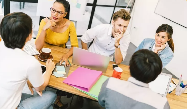 Использование невербальных сигналов