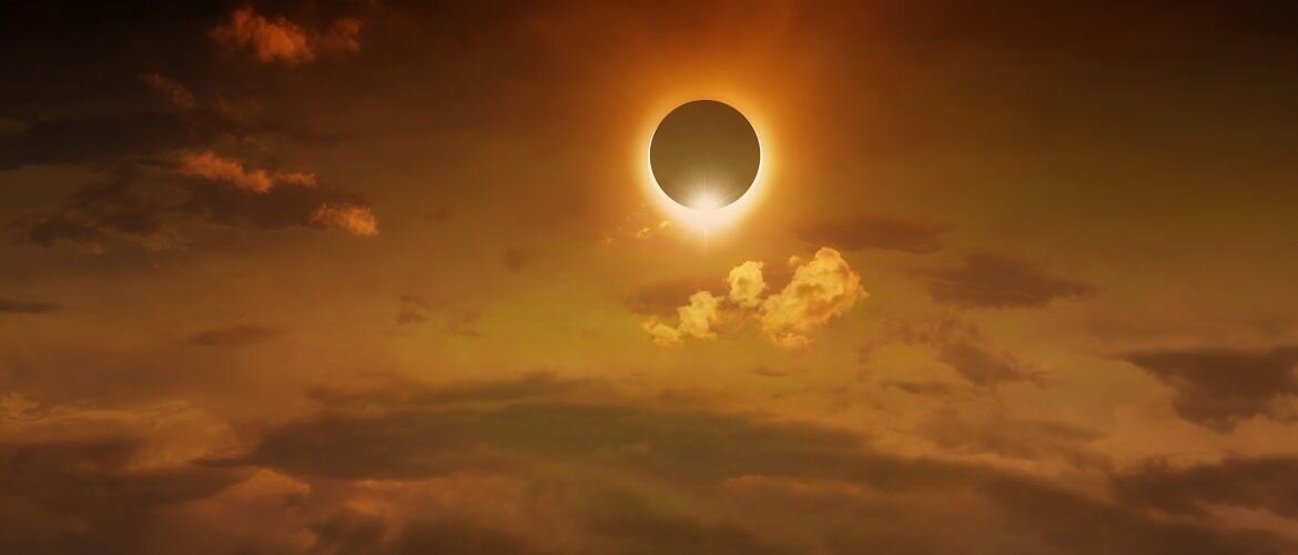 Затмение Солнца. Фото в свободном доступе.