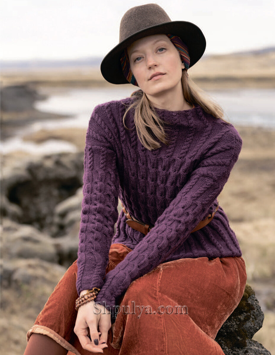 Пуловер с «Косами» и высоким воротником