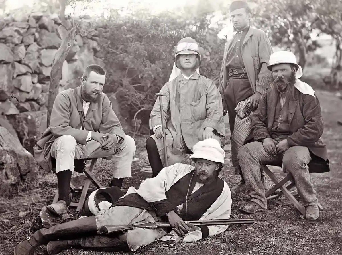 Чарльз Уоррен (крайний слева) и его команда в Иерусалиме, 1867 год