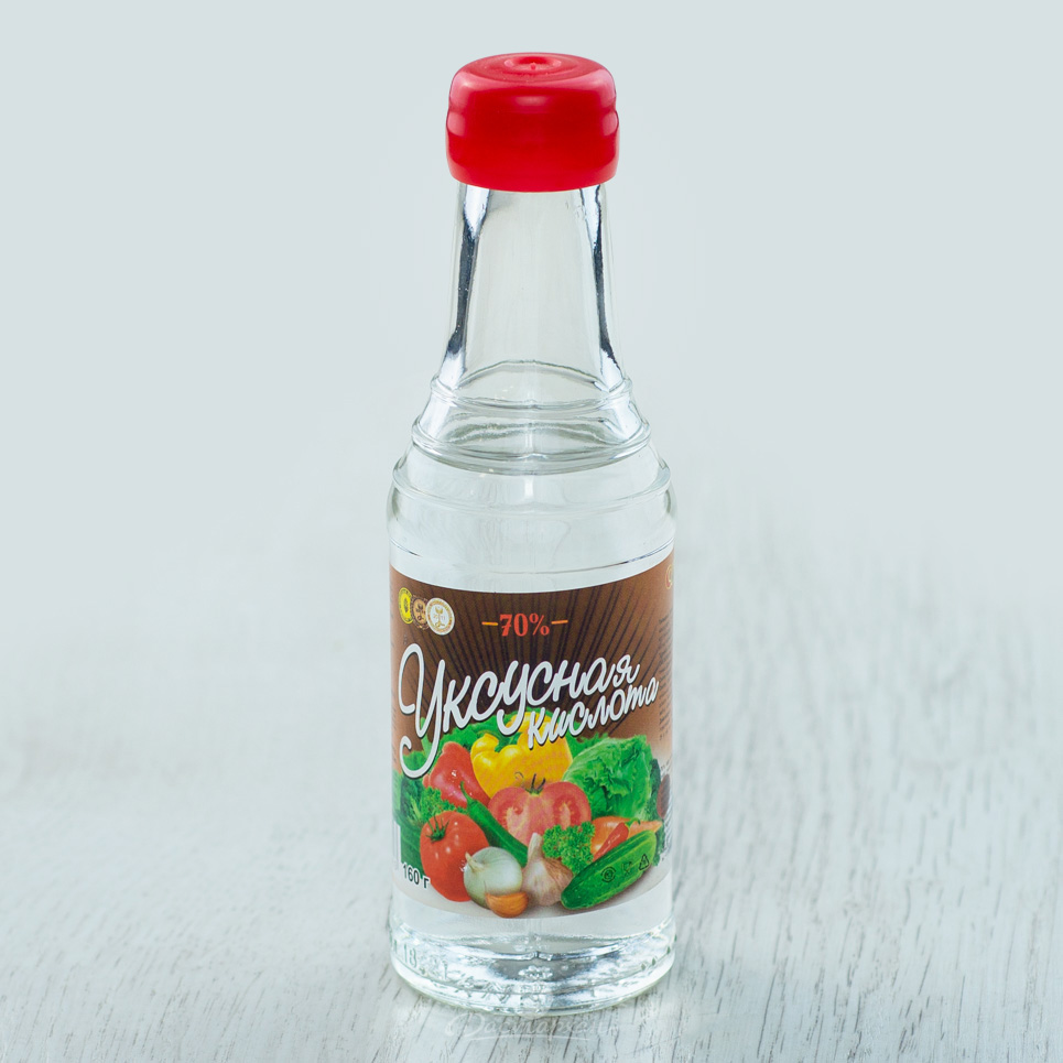 Уксус в стеклянной бутылке 02. Ароматические уксусы рецепты книги. Уксус с пряностями. Вкусный уксус. Душистый уксус.