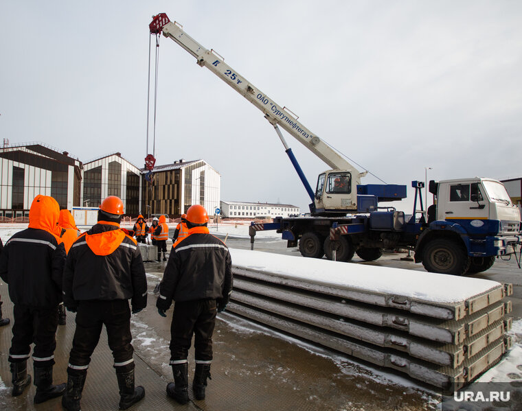    Поставщик «Сургутнефтегаза» отсудить деньги за технику