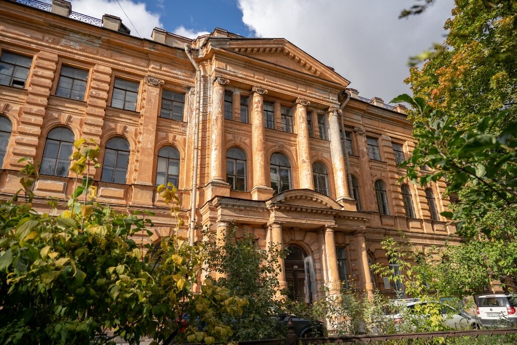 здание лаборатории. источник открытыйгород.рф