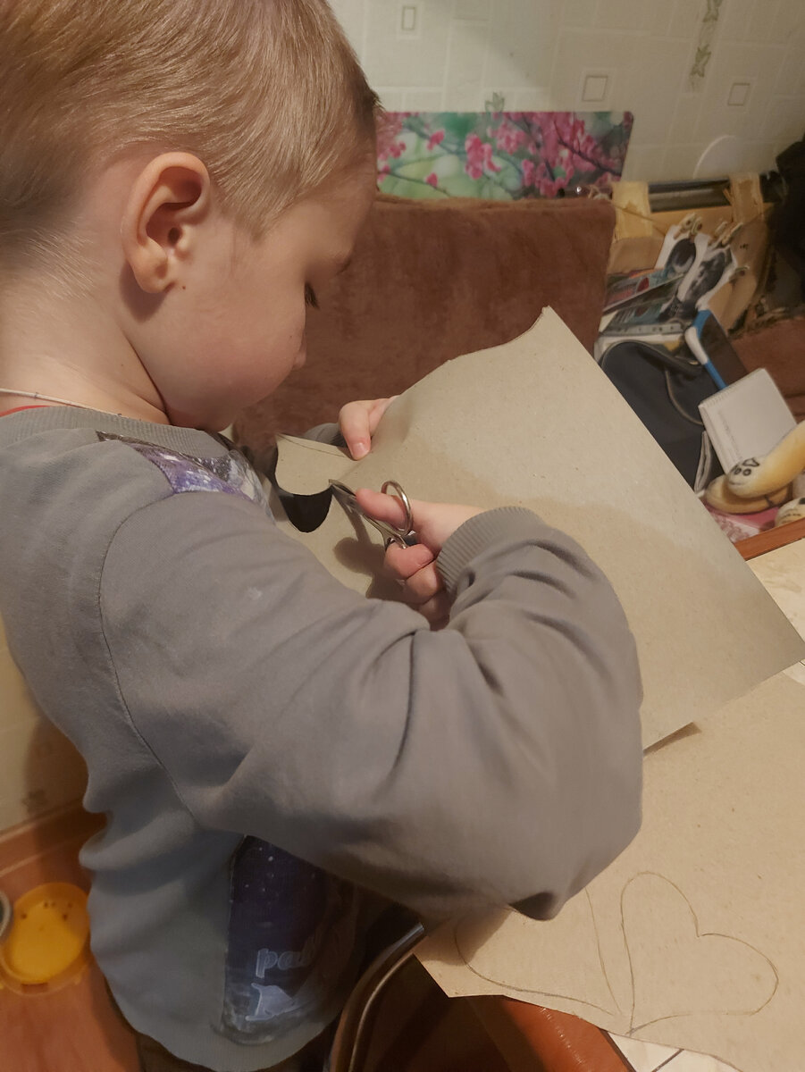 Не зря я потратила тыщу часов своей жизни, собирая по полу обрезки🤣