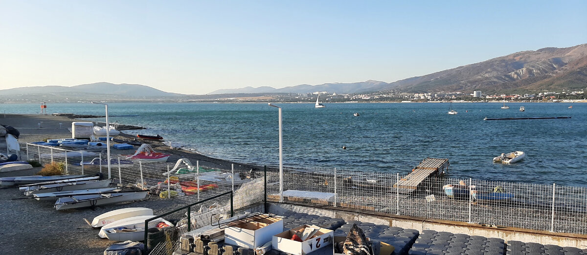 Геленджик. Лодочная станция на Толстом мысе (возле пляжа Сады морей).