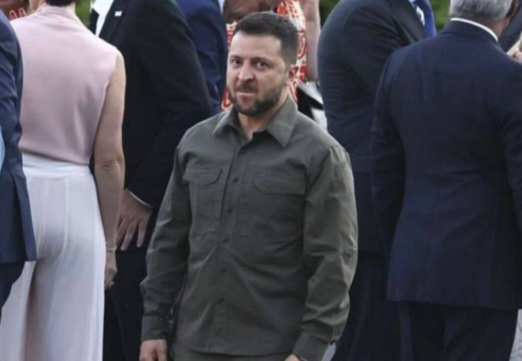    HT: Зеленский уехал ни с чем после отказа выступить в парламенте Румынии