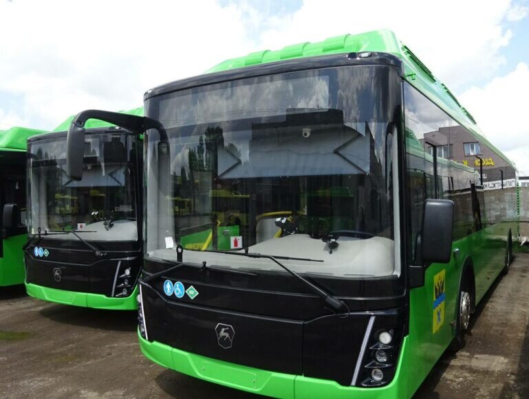    В Оренбург поступили 24 новых пассажирских автобуса «ЛиАЗ» на газомоторном топливе Андрей Севостьянов