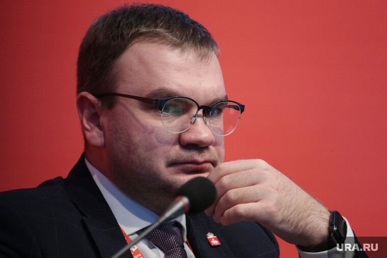    Эдуард Соснин считает, что качество муниципальных услуг из-за сокращения штата не пострадает