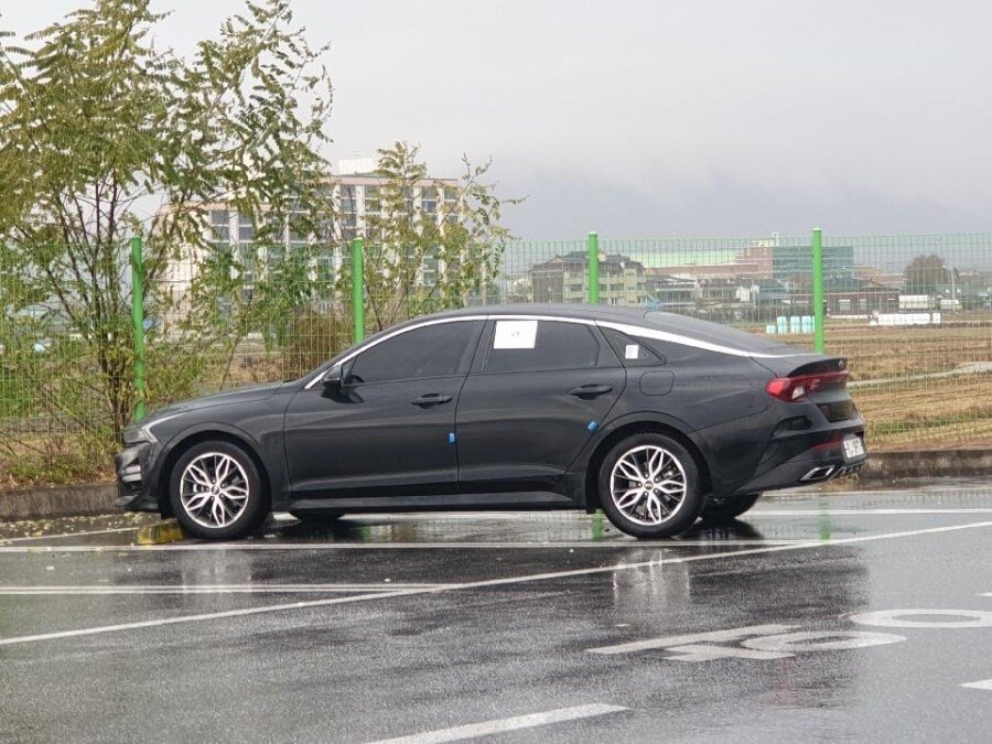 Kia k5 зеленая