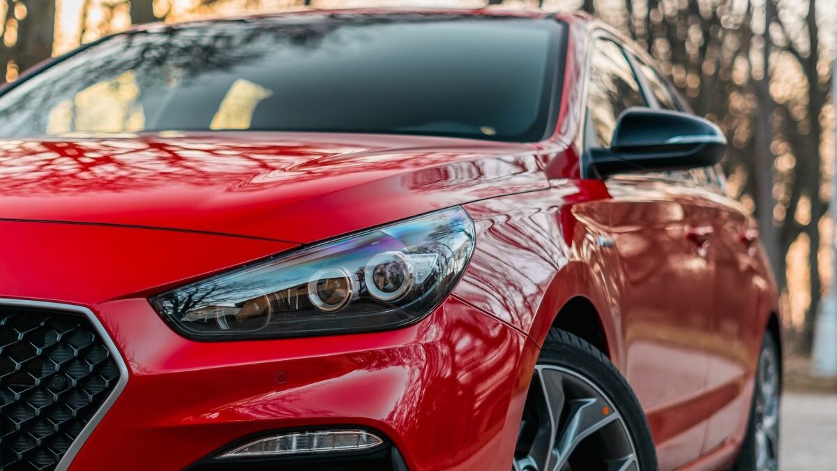    Фото: Adam Stefanca / Unsplash Август Макаров