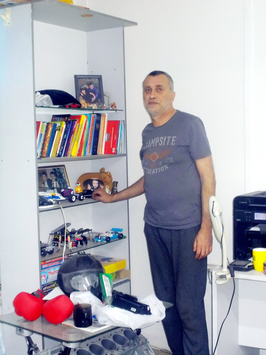    Игорь Гудин: год назад накануне холодов мы были на грани выселения из дома. Фото:  АиФ/ Екатерина Максимова