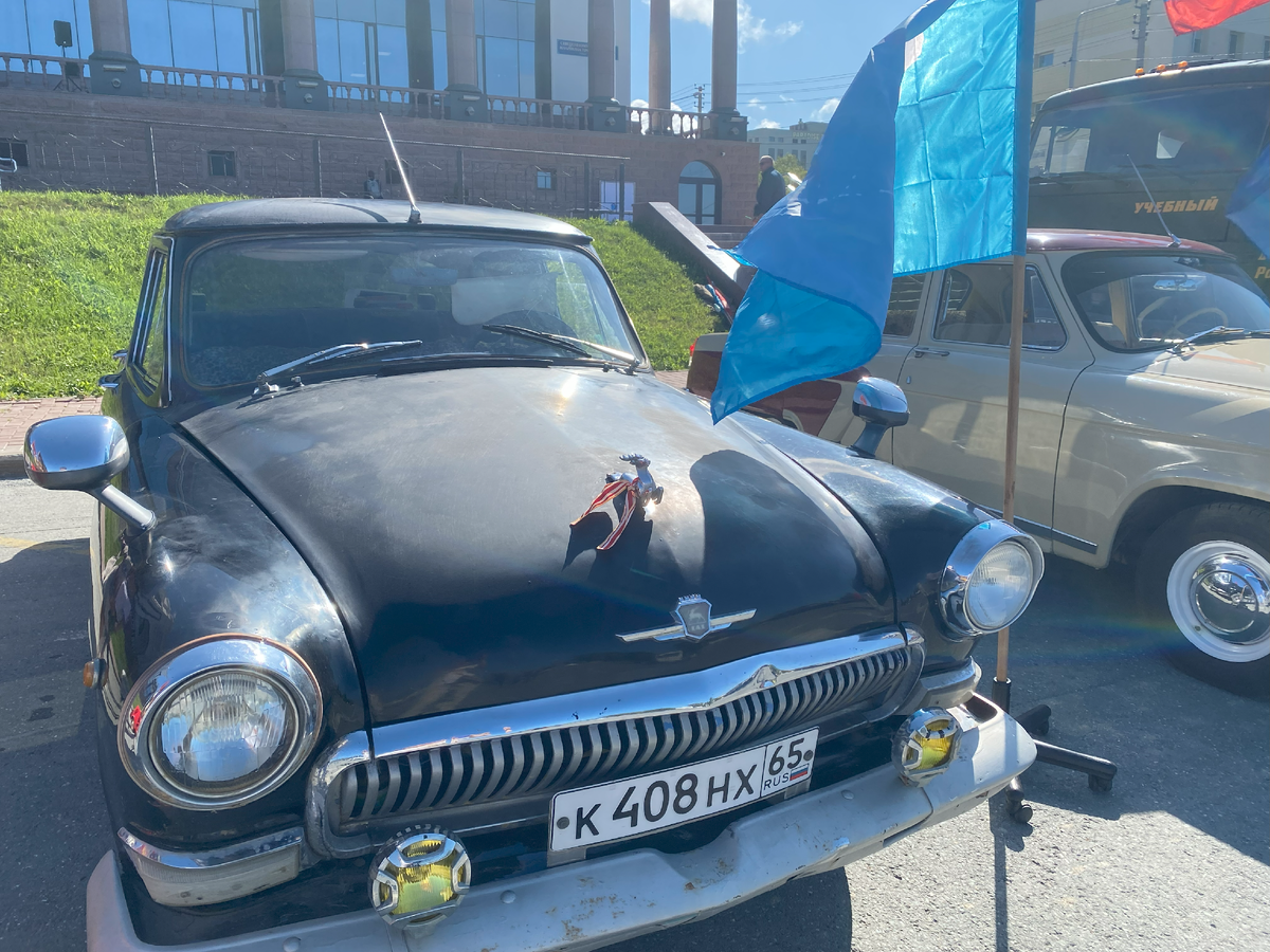 Фото автора: автомобиль "Волга" ГАЗ-21  на ретро выставке