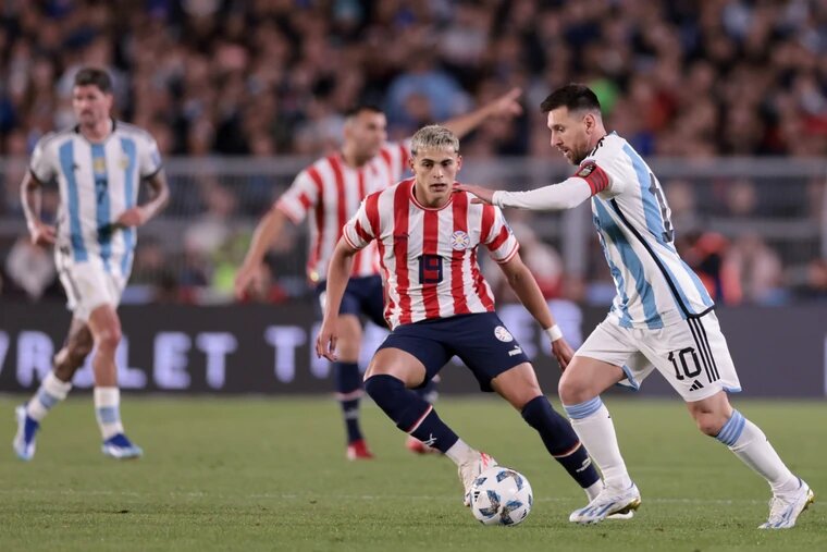    Сайт сборной Парагвая по футболу