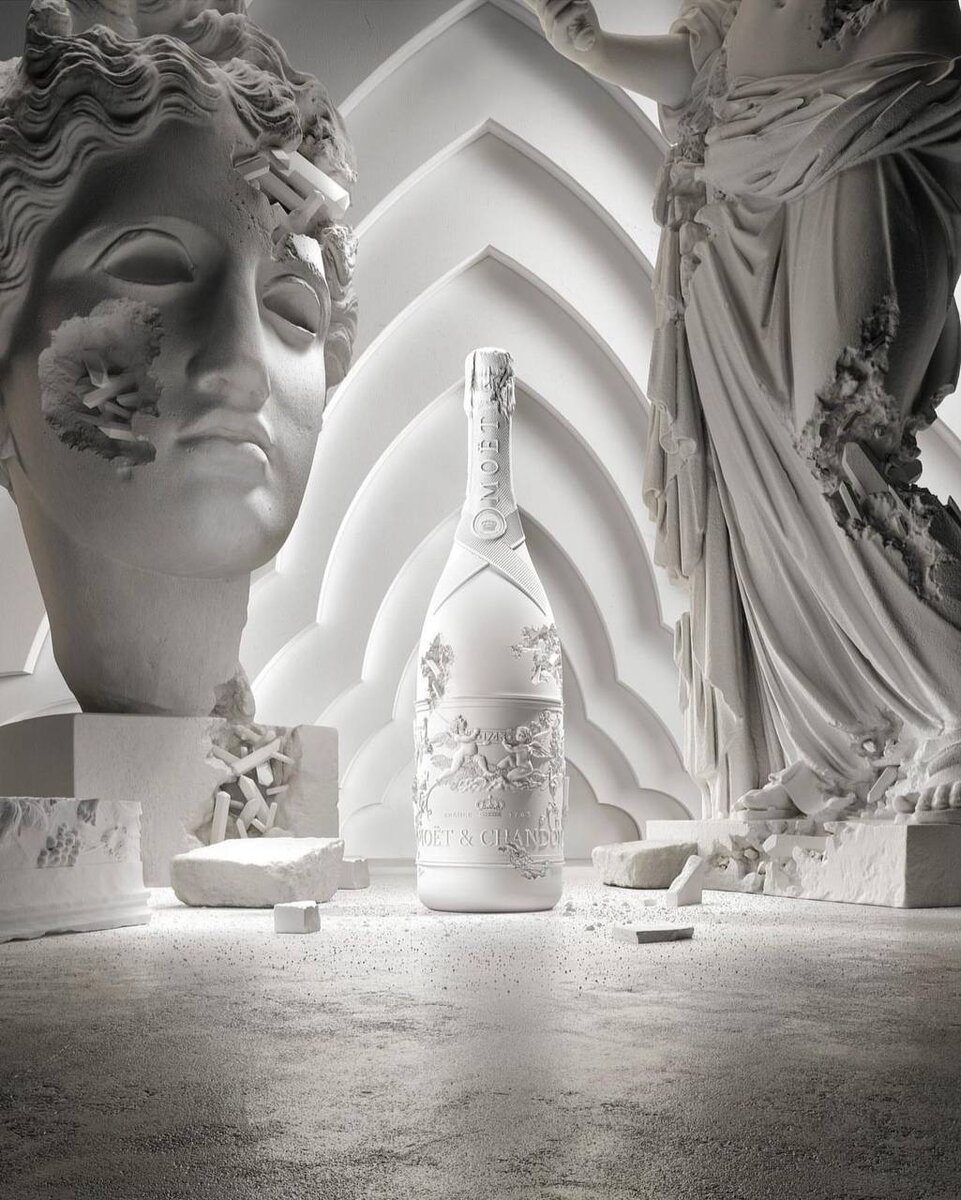 Бутылка, созданная художником Daniel Arsham эксклюзивно, для Дома Moët & Chandon