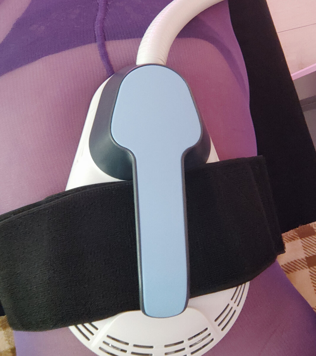 Фото со вчера: вот лежу я и пресс "качаю", а потом меня отлпджищили ещё 😂. 