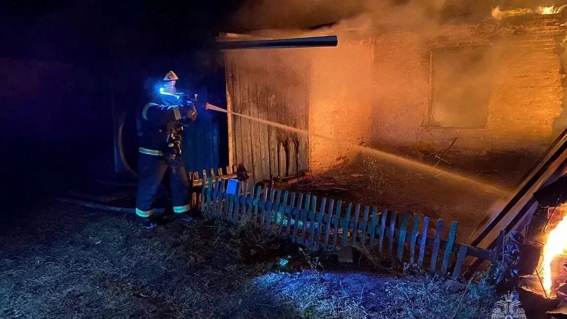     Пострадавших при пожаре не оказалось.