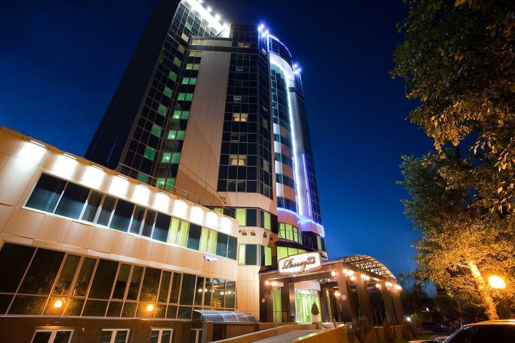 Ремезов 4*, Тюмень