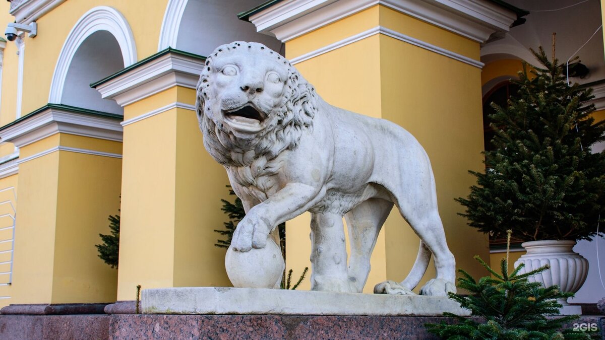 Коллаборации Four Seasons Lion Palace | Лепнина из гипса 